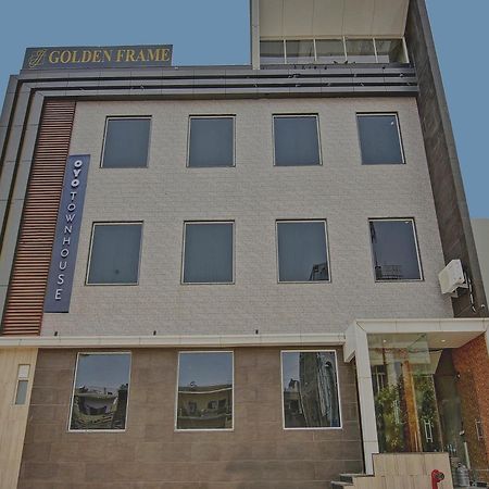 Hotel Townhouse Golden Frame Ghaziabad Zewnętrze zdjęcie