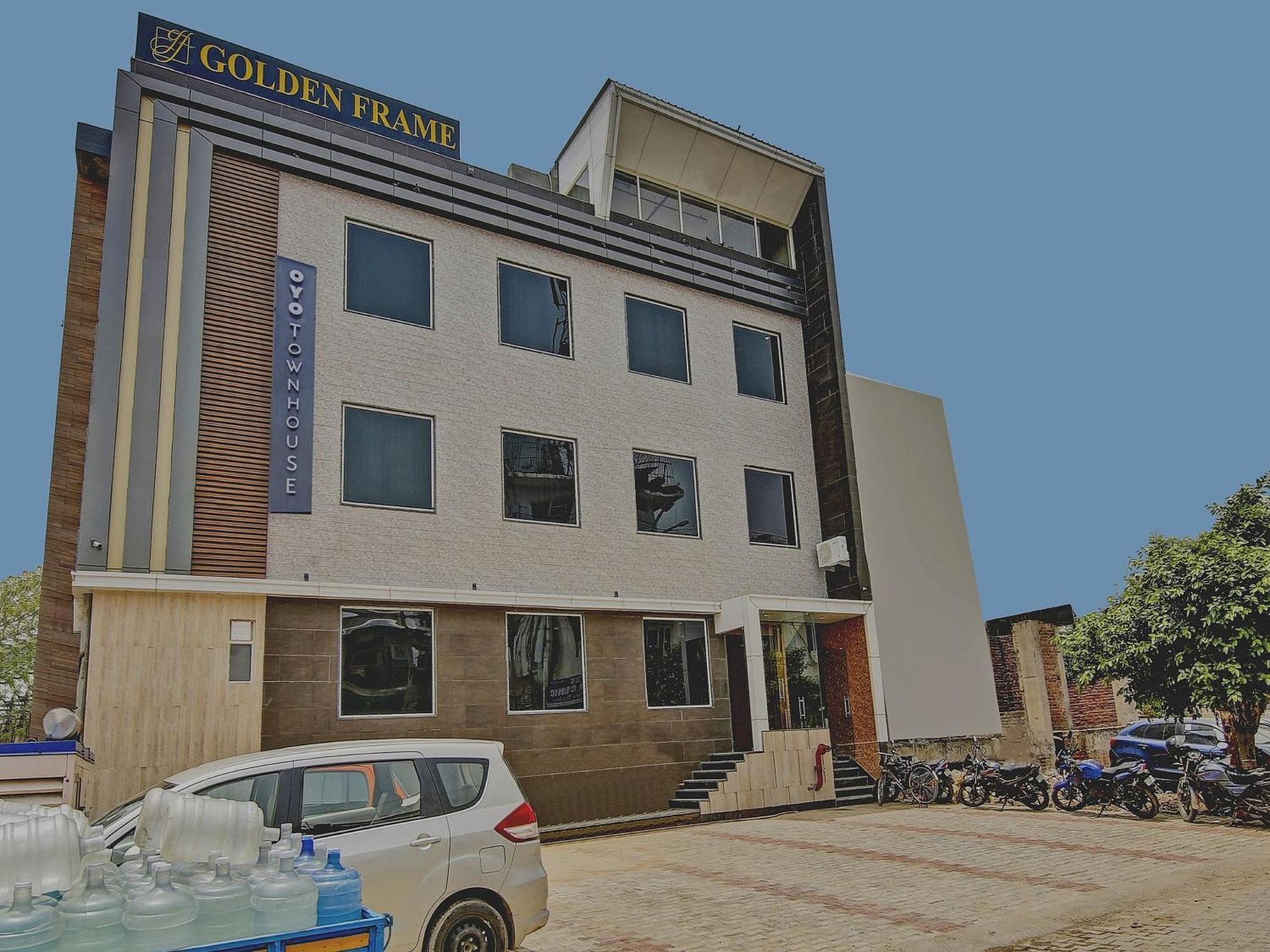 Hotel Townhouse Golden Frame Ghaziabad Zewnętrze zdjęcie